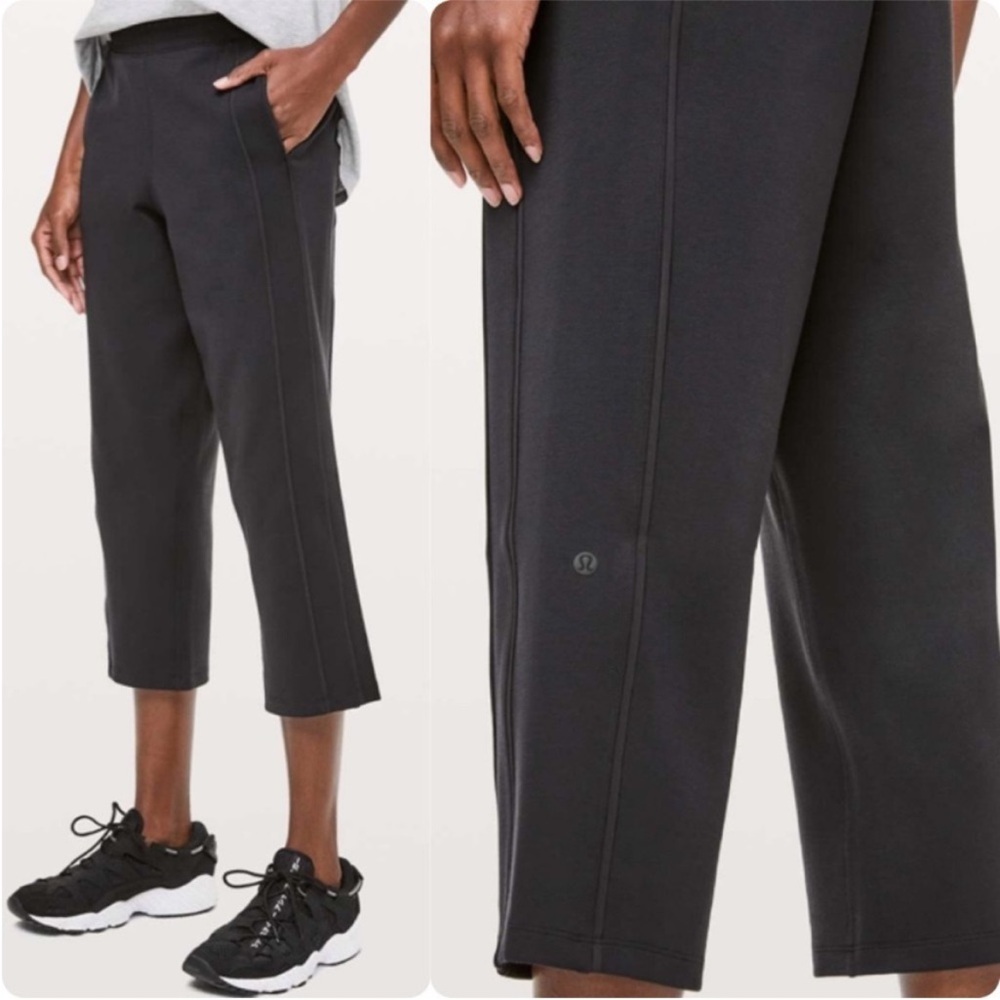 Lululemon Athletica • light strides crop 23” black knit ankle travel pants sz 4
